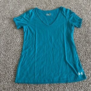 Excellent Condition Semi Sheer Under Armour Women’s Short Sleeve Size Medium